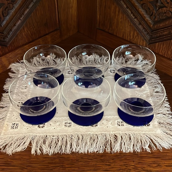 Vintage Weston, cobalt blue footed glass parfait dessert six piece set - Picture 2 of 6